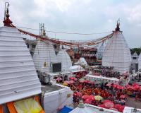 बैद्यनाथ मंदिर के गर्भगृह में छेड़छाड़ मामला: मुख्य प्रबंधक और कर्मी पर कार्रवाई